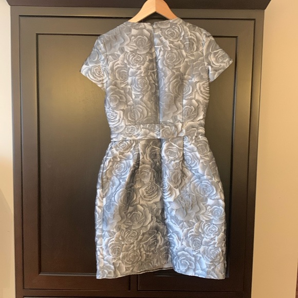CH Carolina Herrera Grey Floral Embossed Jacquard Belted Knee Length Dress s 2 - Picture 10 of 13